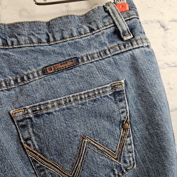 Wrangler Cash Jeans Women's 11/12 x 34 Blue Cowgirl Cut Bootcut Western - Picture 5 of 7
